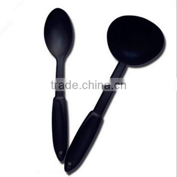 wholesale safe PP black plastic soup spoons,custom plastic soup spoons,custom wholesale safe PP plastic soup spoons supplier