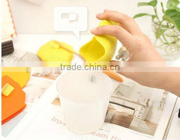 leaf design silicone toothbrush cover for travel