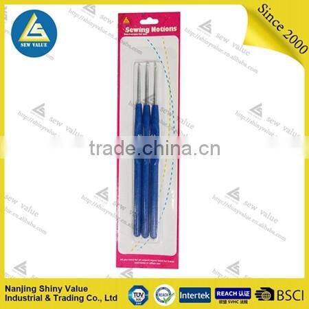 Knitting needle type single headed steel material zinc plated plastic handle crochet hook