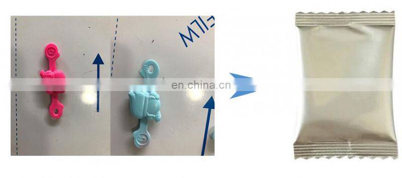 Automatic toy car plasticine horizontal flow wrapping pouch packaging machine