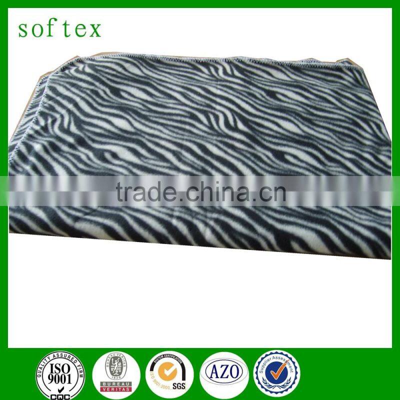 Dog print polar fleece blanket