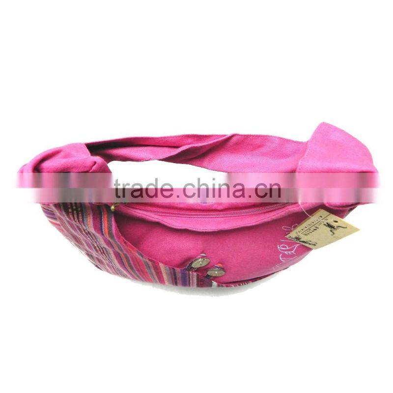 Yunnan Ethnic Style Messenger Bag Manufacturer