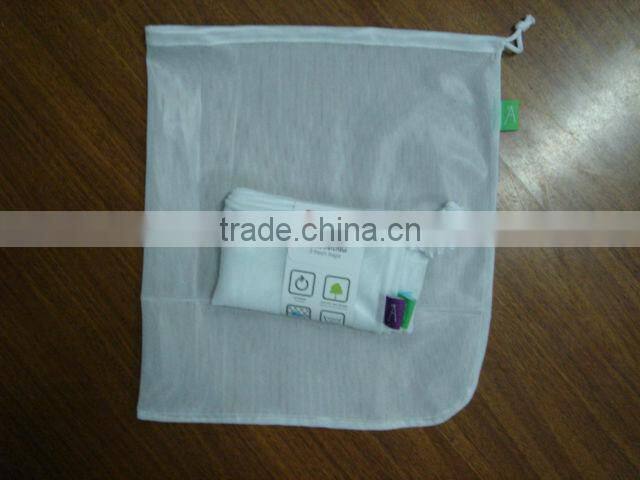 Nylon mesh bag for clothing storage