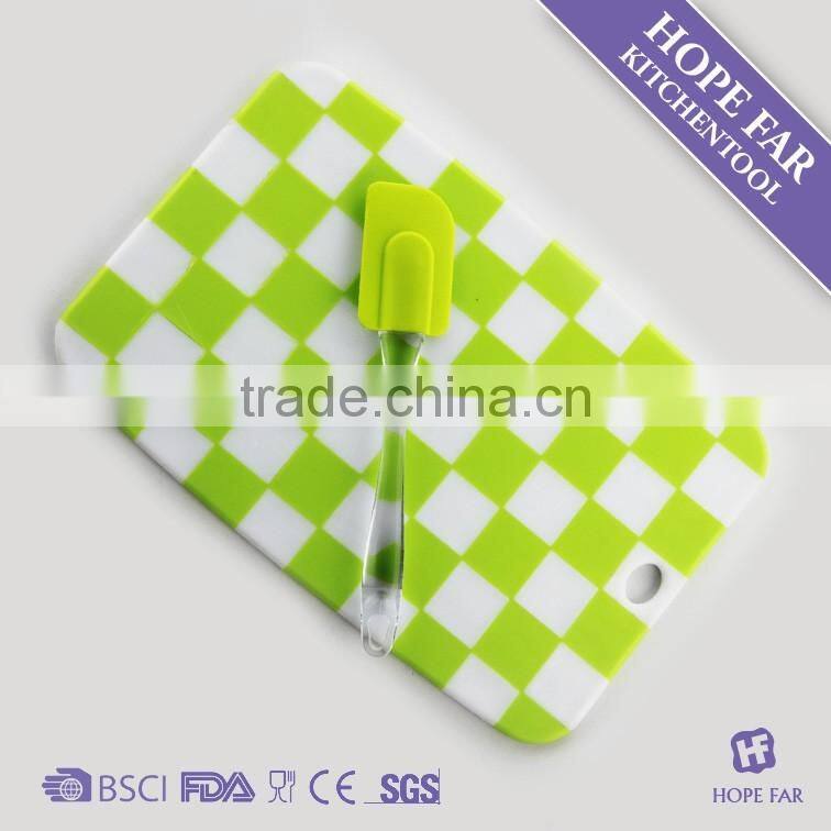 HF-052 Silicone spatula and plastic cutting board set