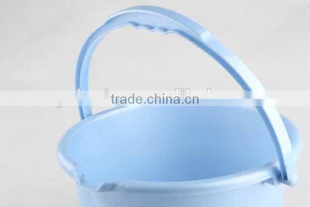 5L Portable plastic bucket