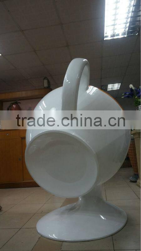 Indoor or outdoor fiberglass chair