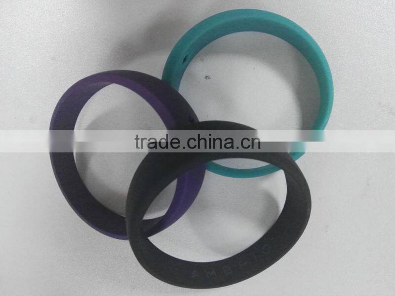 Newest design silicone bracelet ,silicone bangle ,wristband,sport bracelet for children,men ,wowen