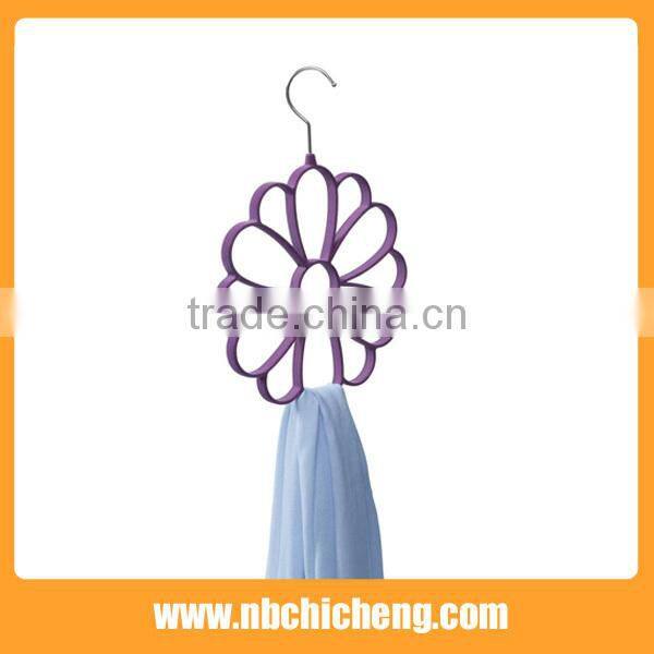 Flower Shape Plastic Scarf Hanger