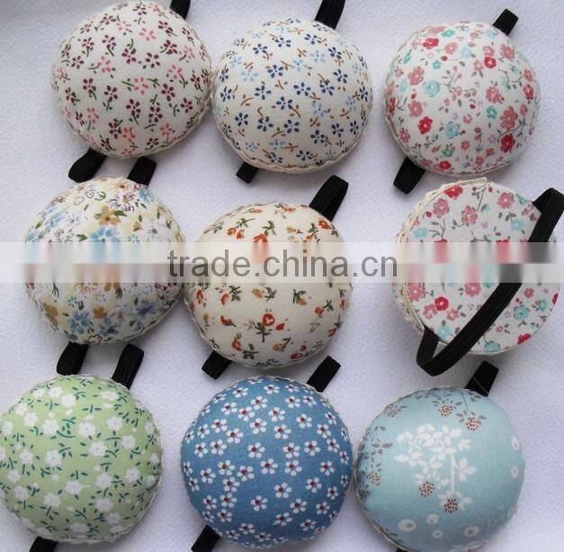 wrist pin cushion