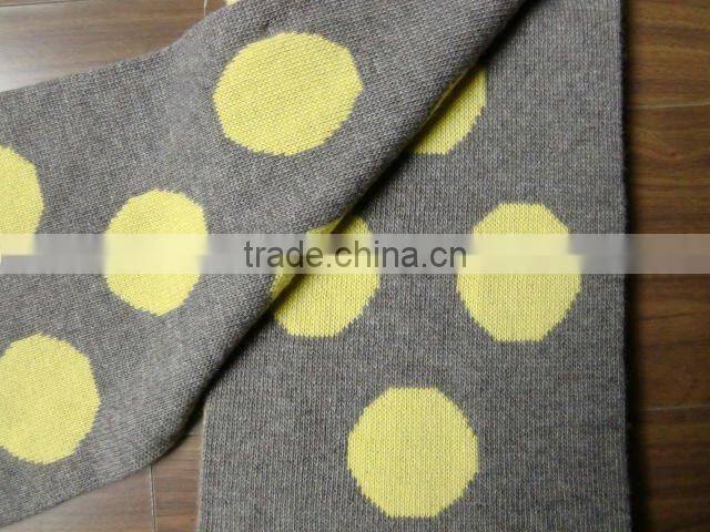 Acrylic double-sided knitted scarf