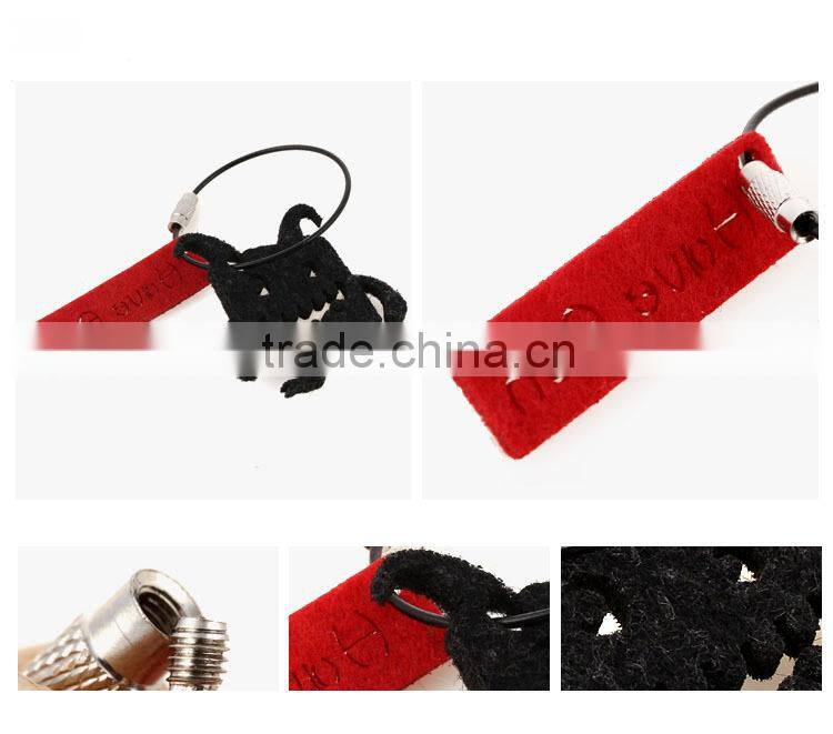 wool felt key ring/red felt key chain