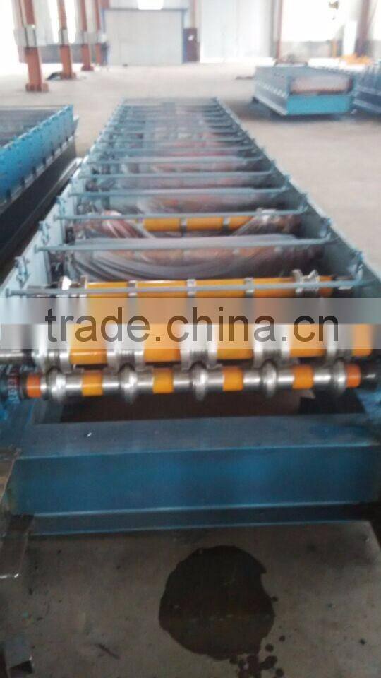 Roof Tile Making Machine