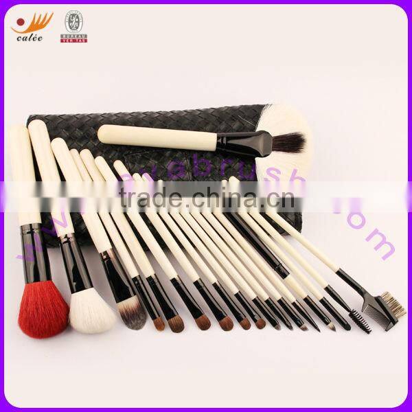 18-piece Professional Cosmetic Brushes Set, Made of Animal Hair and Synthetic Hair