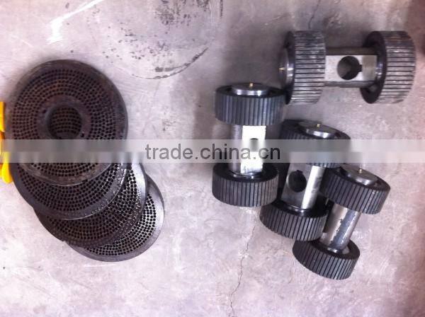 High quality rotating roller type pellet mill/wood pellet machine for heating system