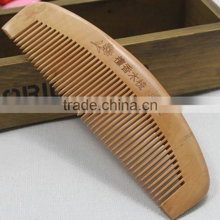 Wholesale Different Shape Of Natural Sandalwood Comb Popular Natural Health Care Comb Anti-static Peach Wood Hair Comb