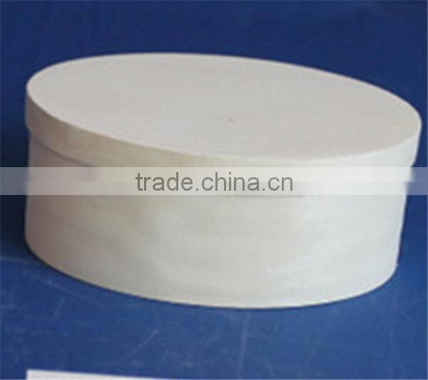 Heart shaped balsa wood candy packing box