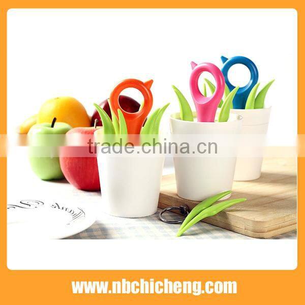high quality home use and travel plastic spoon,fork,fruit fork