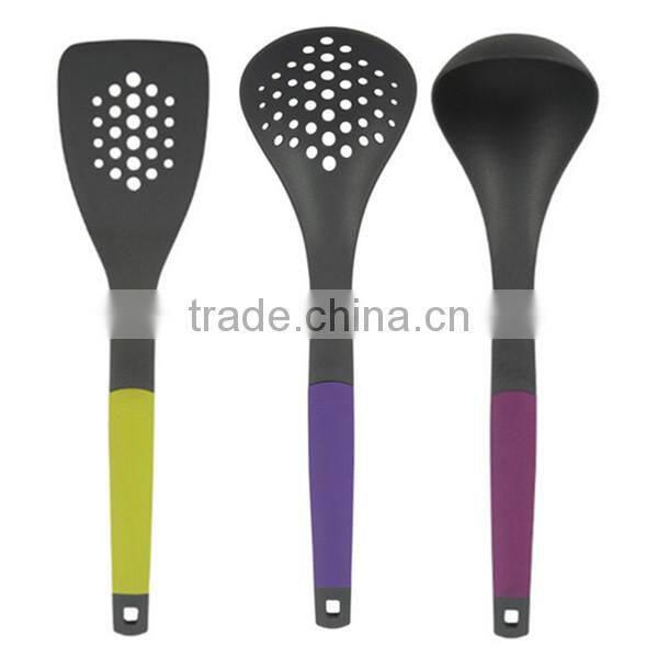 NY-6731 3 Piece Stand Nylon kitchen utensil set