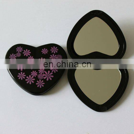 Customized Travel Double Side Folding Plastic Heart Shaped Compact Mirror