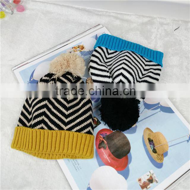 Wholesale Fashion Warm Striped Knitted Pom Pom Winter Hats for Children