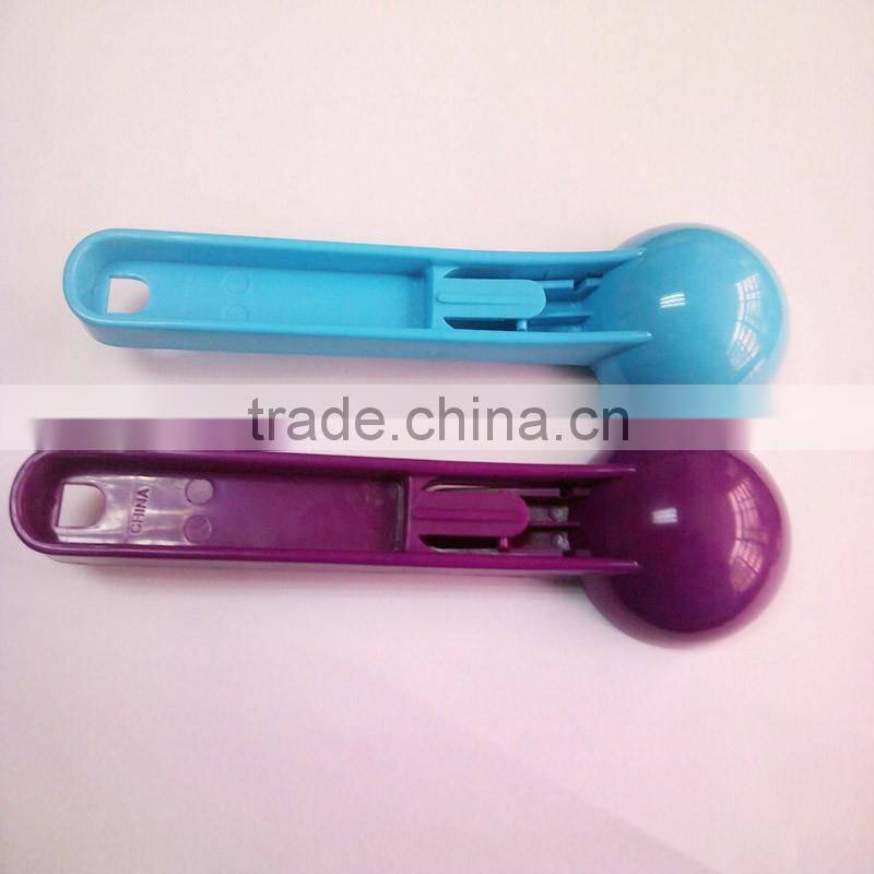 Potato Mash Ball Scoop/Ice Cream Scoop/plastic ice cream scooper