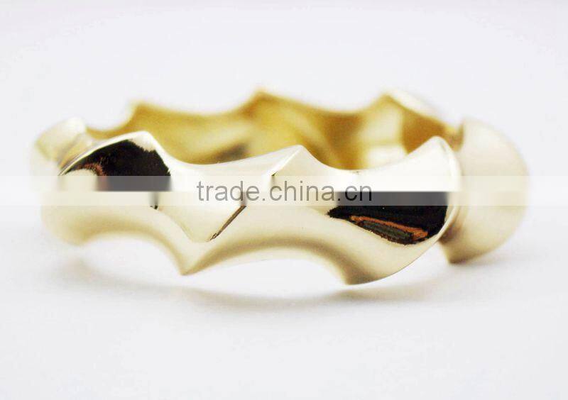 China Manufactury Alloy Jewelry Bangles Gold Plated Bangle Band