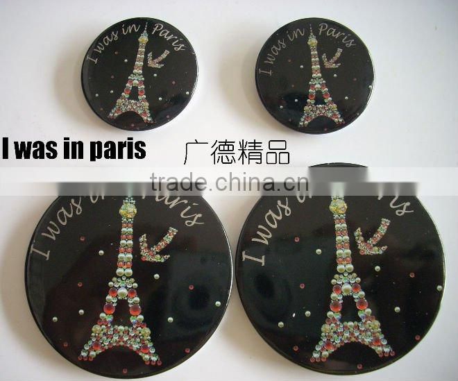 badge button with safety pin