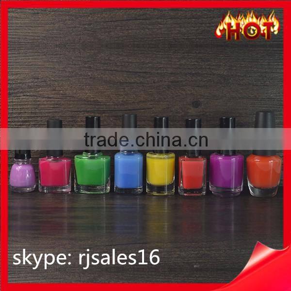 Empty nail varnish bottle flat shape 8ml matte black gel nail polish bottle with frosted black cap