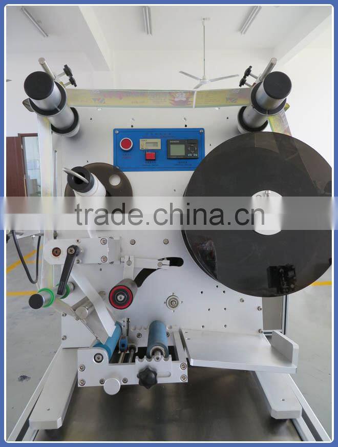 Glass Round Bottle Manual Bottle Labeller Professional Manufacturer