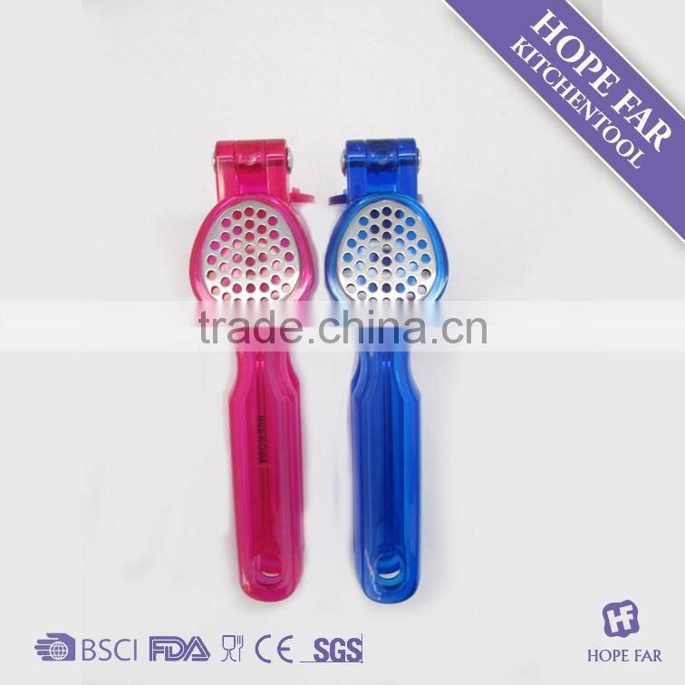 M980 transparent color plastic handle garlic press
