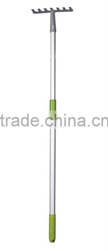 Rake with handle R120