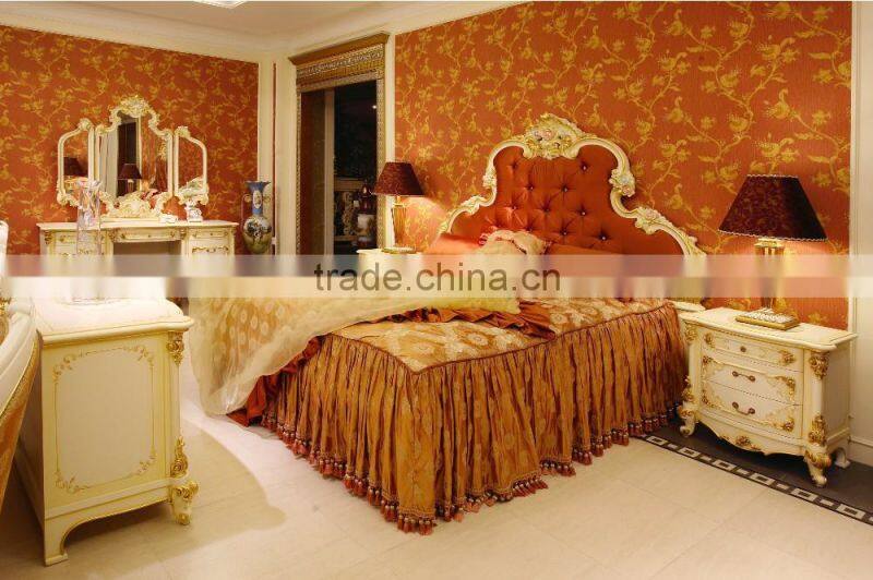 French Graceful Wood Carving Bedroom Set, Luxury Home Gilt Bedroom Furniture, Fancy White Hand Painted Super King Size Bed