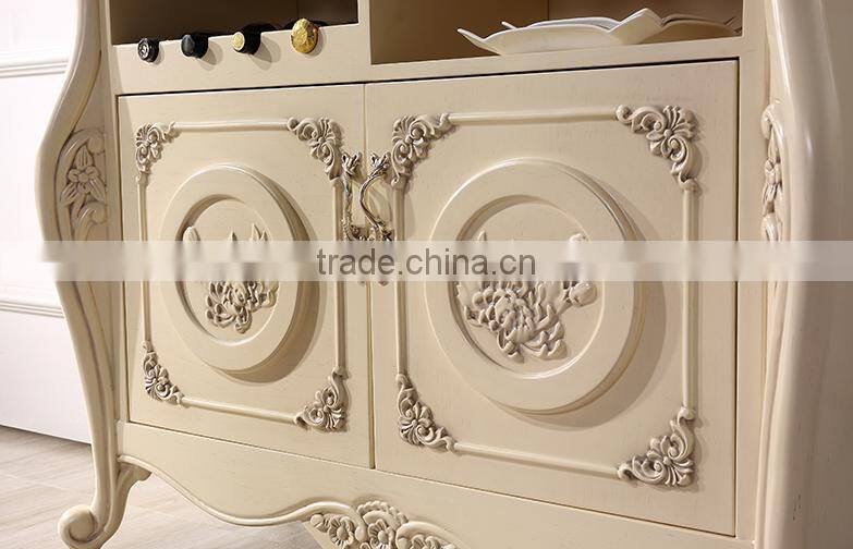 New design neoclassic solid wood chrysanthemum carving two doors sideboard