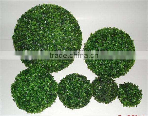 Plastic Grass ball ornament factory price artificial grass topiary