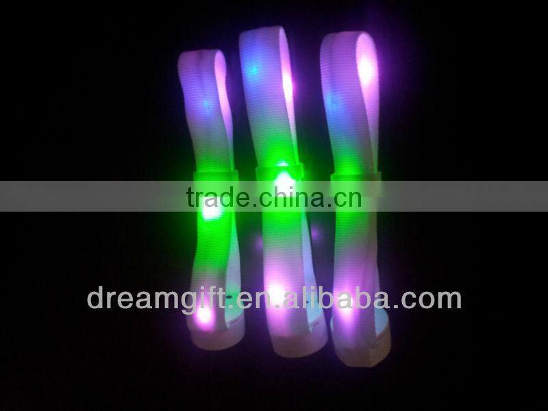 2016 New party goods far distance remote control LED fabric wristband changed 15 colors sepcial for big party or vocal concert