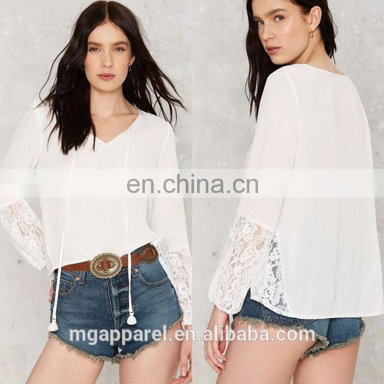 2017 New blouse designs white v-neck lady blouse with lace details