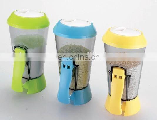 2014 Hot sell plastic spice bottle