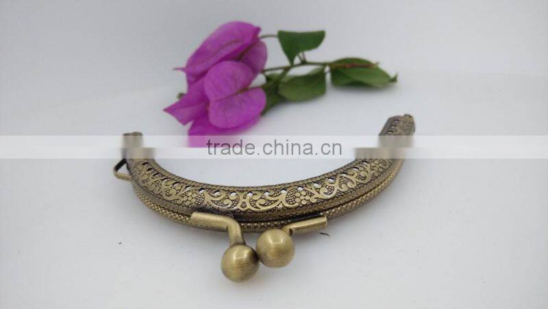 KINGSO 5PCS Retro Metal Frame Purse Coin Bag Kiss Clasp Lock DIY Craft 12.5*5.5 cm Assorted Lotus Bead