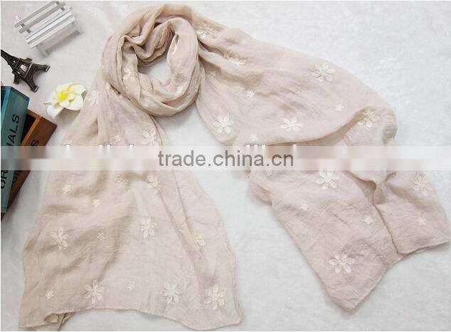 Wholesale Wide Flower Embroidery Cotton Ladies Fashion Scarf