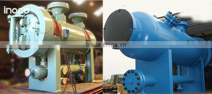 Gas filter separator with cartridge to remove solids and mesh pad to remove mist