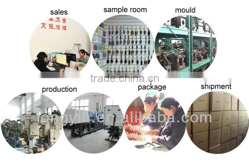 hair straightening brush with antistatic material