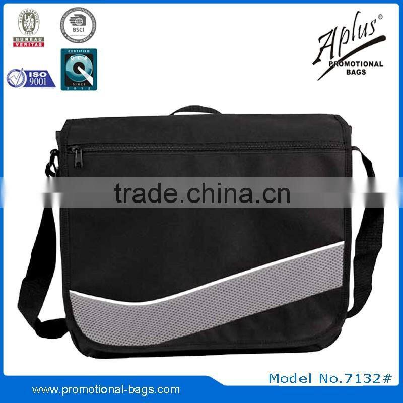 hot sale promotional messenger bag with handle