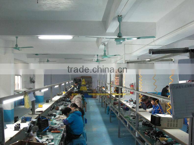 WT05 flashing light warning triangle