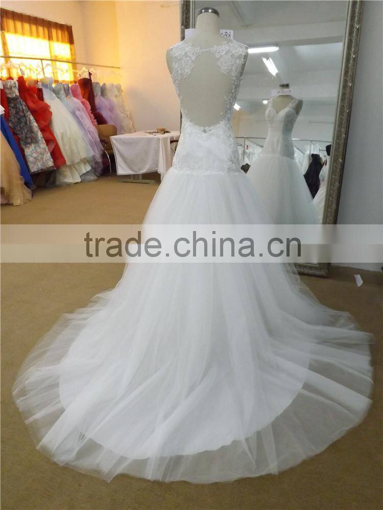 ilusion back V neckline Appliqued lace unique lace applique wedding dress 2016 spring