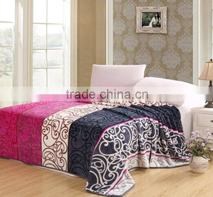 Super soft and warm flannel wedding blanket from blanket manufacturer