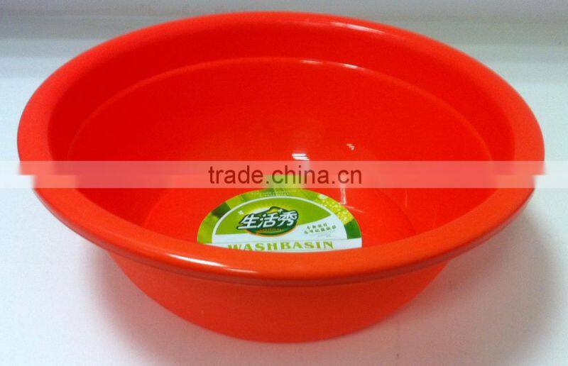 plastic wash basin