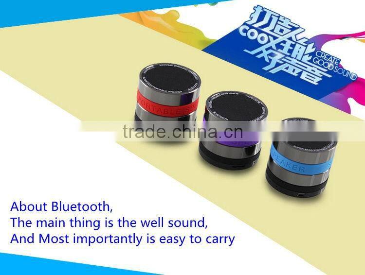Super Bass Metal Portable Bluetooth Speaker with FM Radio