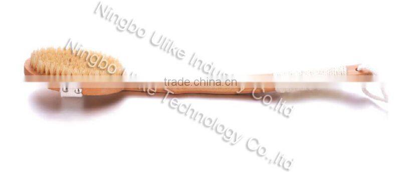 Natural bristle long handle bath brush