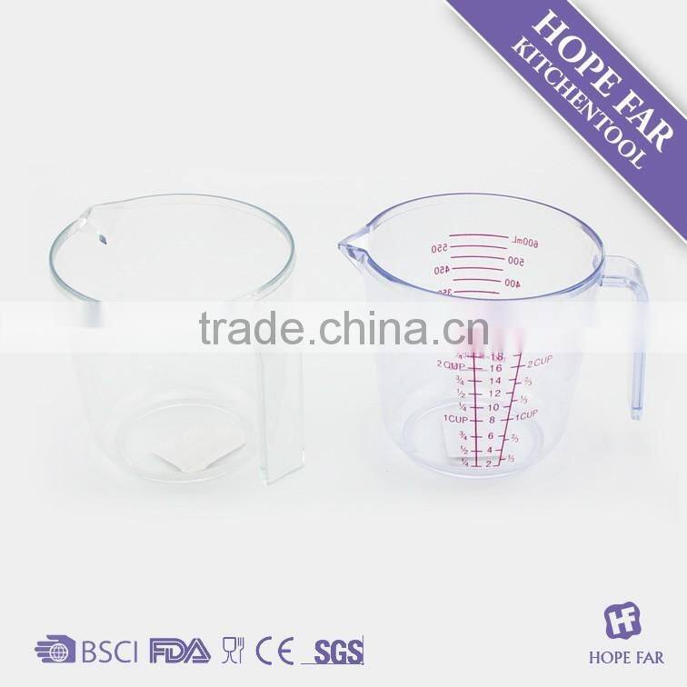 0600001 Plastic 600ml measuring cup with handle