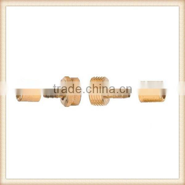 Washing machine hose coupling